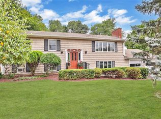 275 Townline Rd, Pearl River, NY 10965