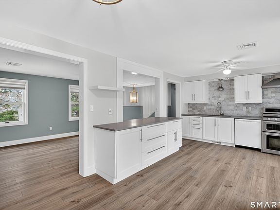 4th image of 258 Nut Plains Road