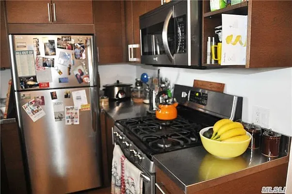 Sold by Keller Williams Realty Landmark II | media 27