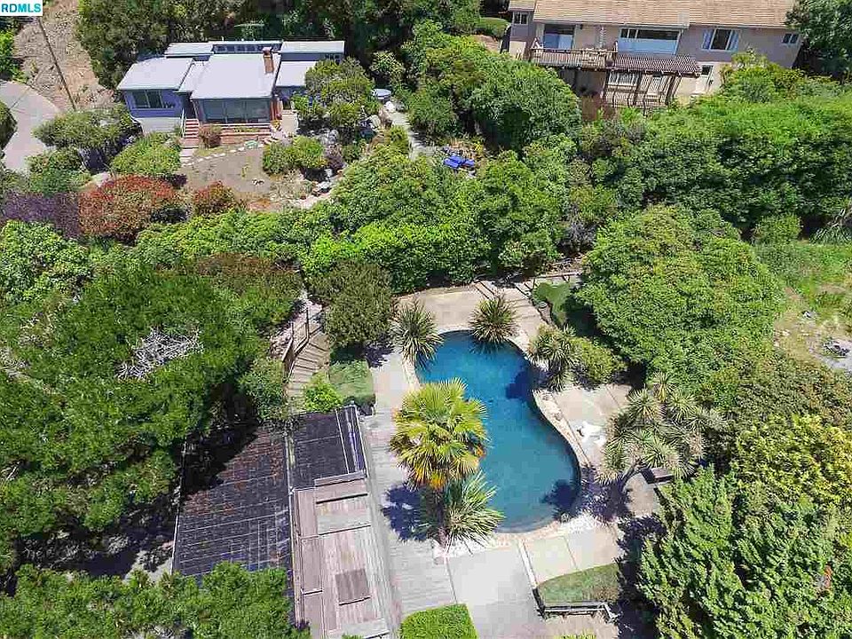 1st image of Highgate Ct