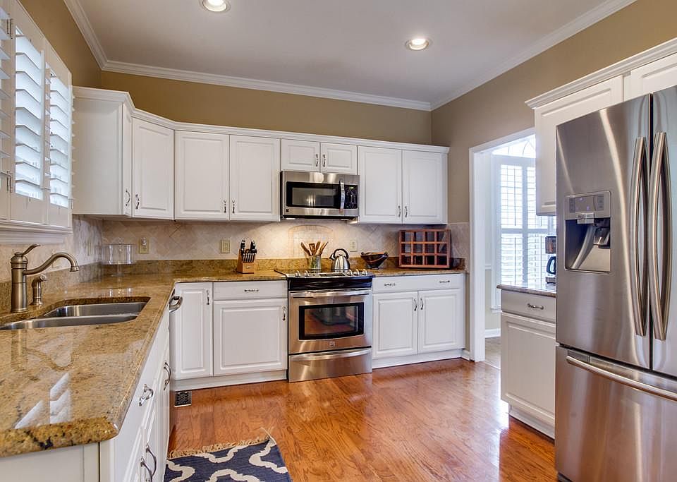 2nd image of 608 Prince Charles Way