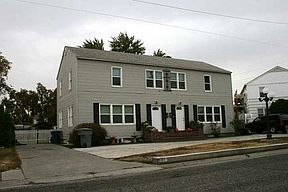 1st image of 1311 Symons St