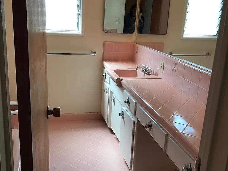 1575 E Appleton St #9 — Photo 7