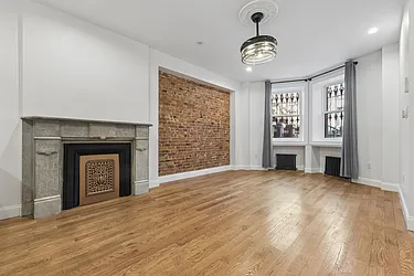 7 Verona Place, #GARDEN