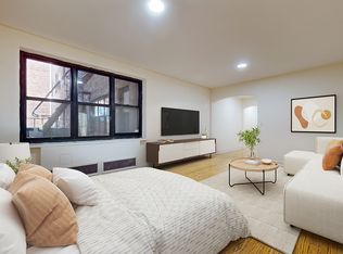 246 E 46th St APT 3L, New York, NY 10017