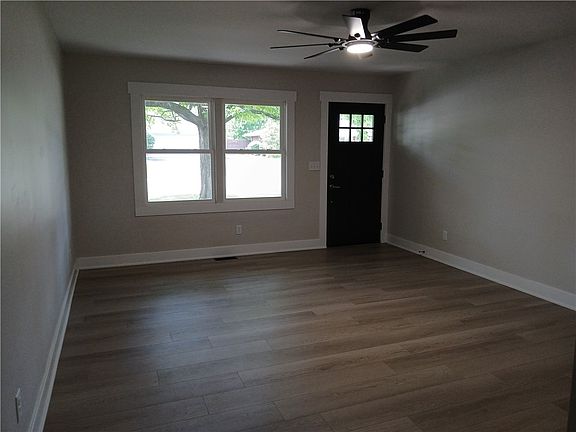 3rd image of 2521 Bellsburg Dr