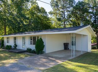 22 Indco Ln, Batesville, AR 72501