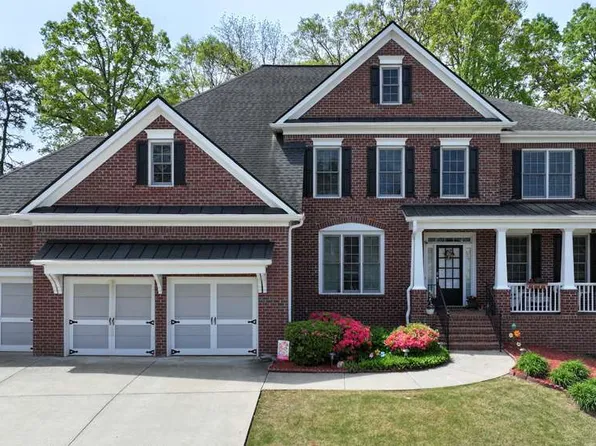 2875 Ivy Brook Ln, Buford, GA 30519