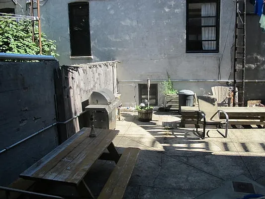 Rented by Dream Space Realty | media 27