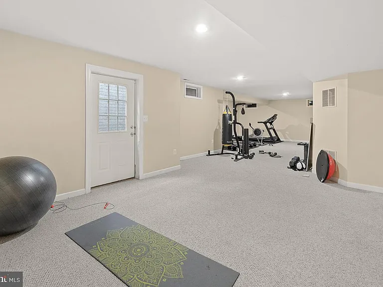 6430 Bellevue Pl — Photo 29