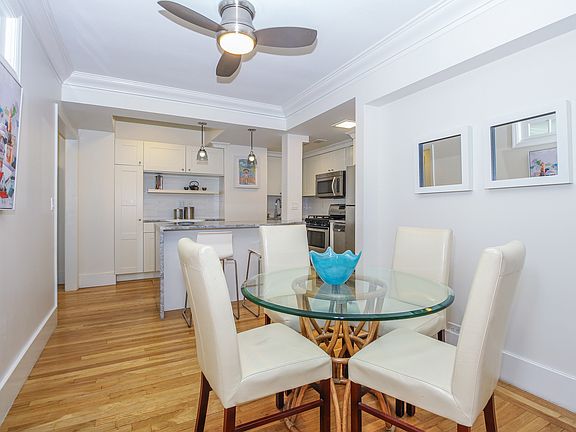 3rd image of 17 N Chatsworth Ave #5DE