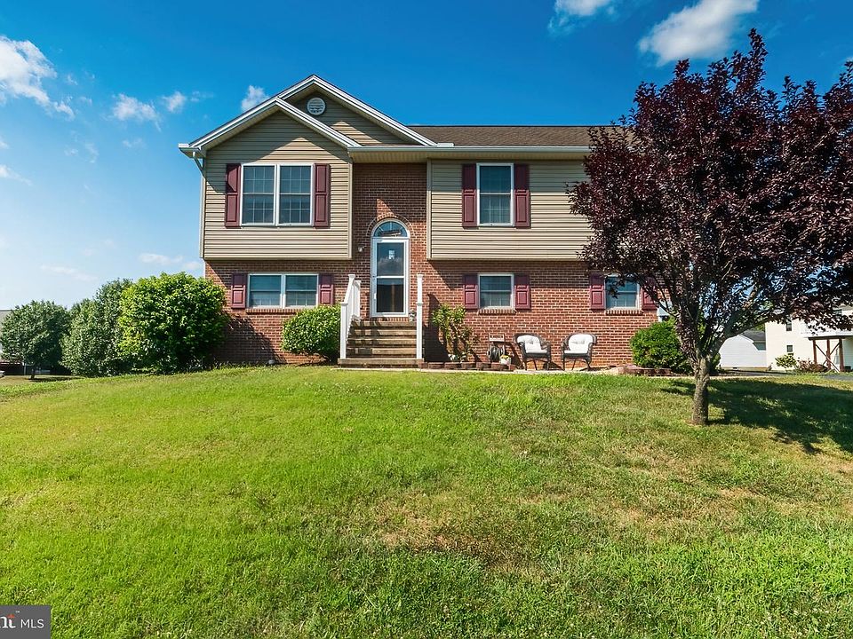 1st image of 161 Tyler Way