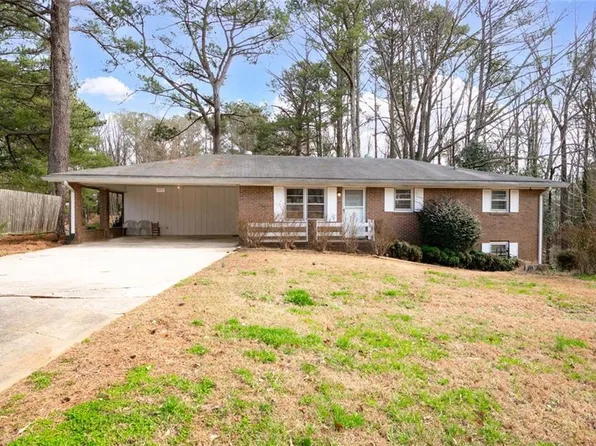 4751 Howard Dr, Powder Springs, GA 30127