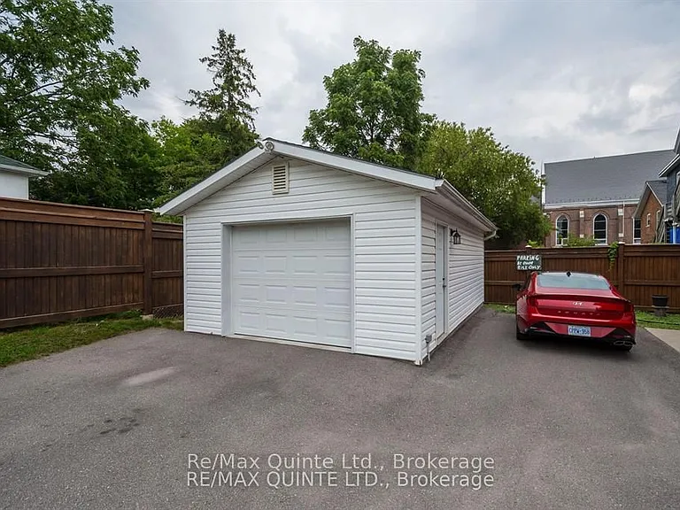 116 King St #5 — Photo 22