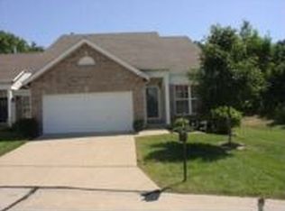 3203 Country Hollow Dr, Saint Louis, MO 63129