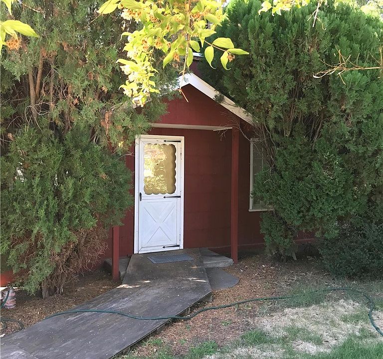 1st image of 811 Lewis Street