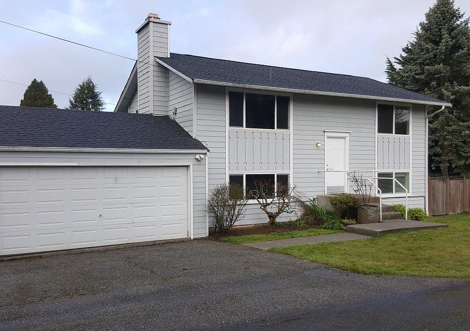 1st image of 4715 188th St SW