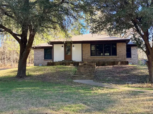 92 Summer Pl, Huntsville, TX 77340