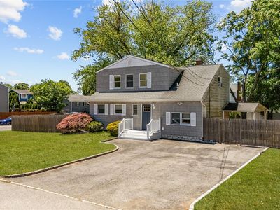 26 Bellwood Avenue, South Setauket, NY, 11720