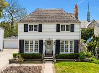 73 Meadow Ln, Grosse Pointe Farms, MI 48236