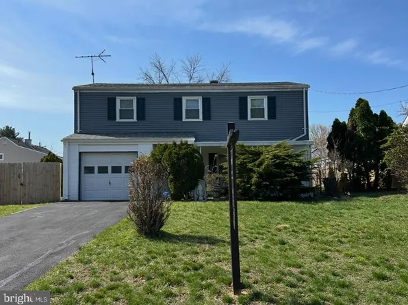 3 Duke St, Ewing, NJ 08618