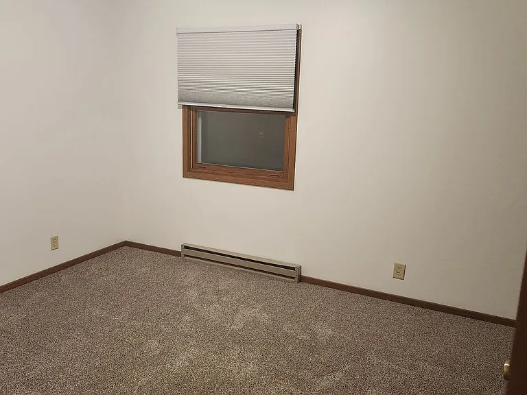 2502 Sessions St — Photo 15