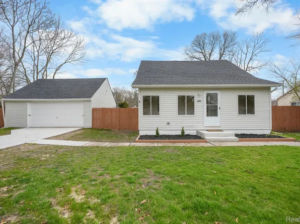 21204 Negaunee St, Southfield, MI 48033
