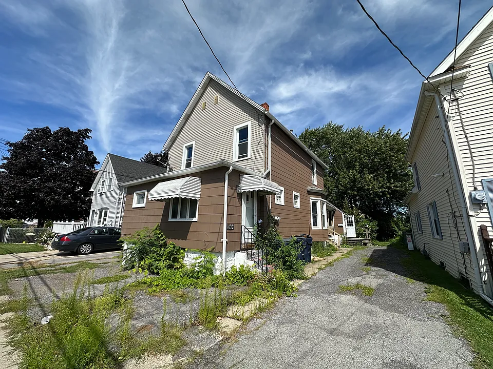 188 Milnor Ave #UP
