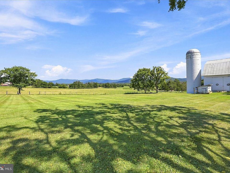 94th image of 625 Riverbend Rd