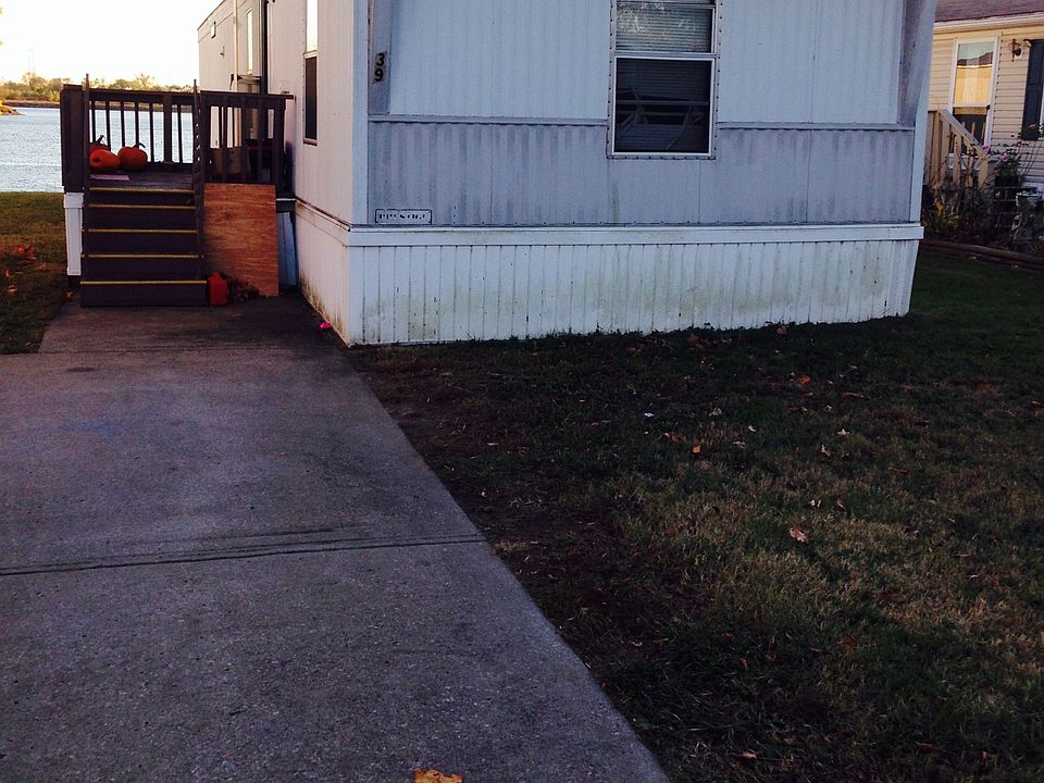 1st image of 39 Mallard Dr