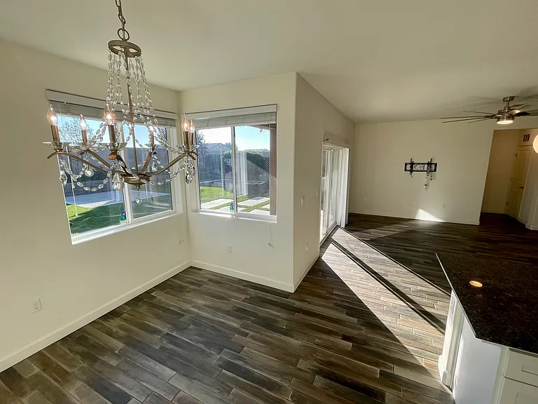 1357 Wren Dr — Photo 21