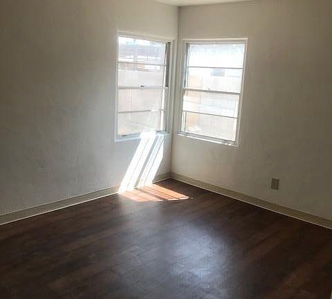 Large Bedroom