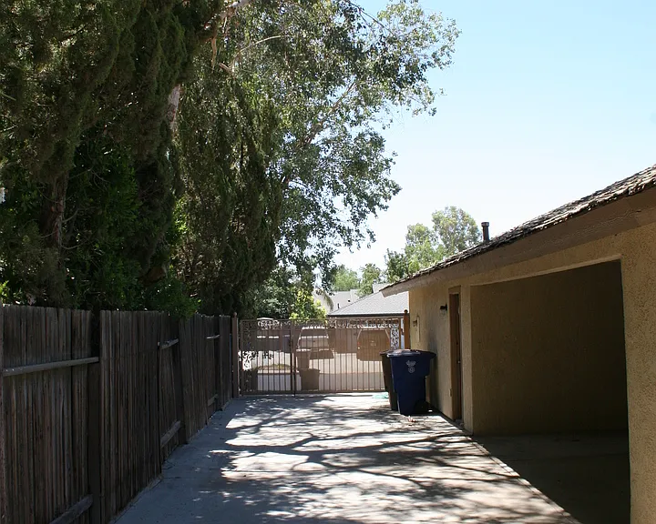 13004 Hillary Way — Photo 14