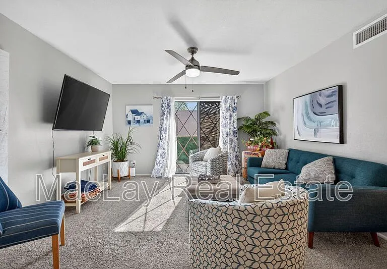 1920 W Lindner Ave #214 — Photo 6