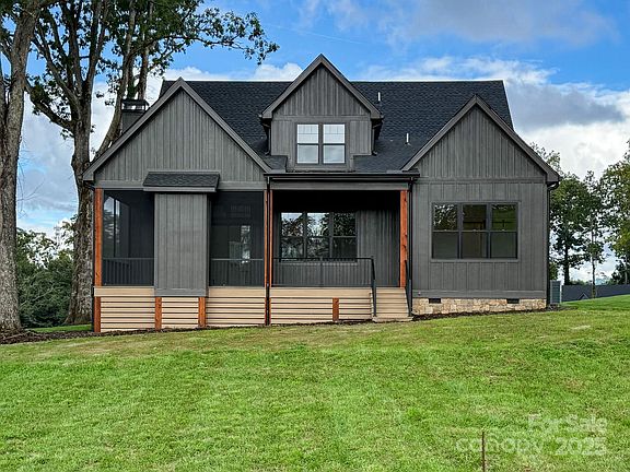 4th image of 304 Mavrick Dr