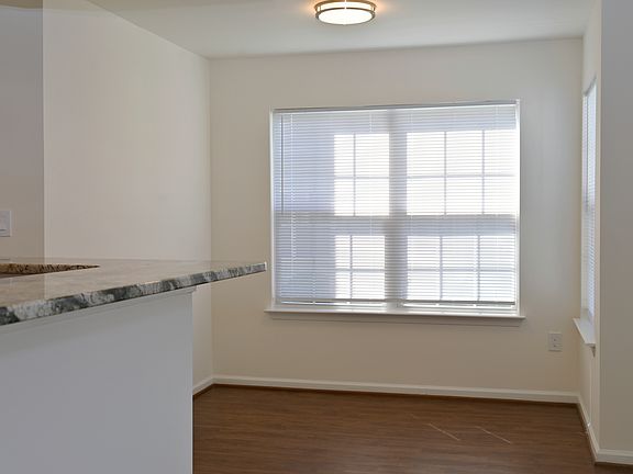 3rd image of 14052 Vista Dr