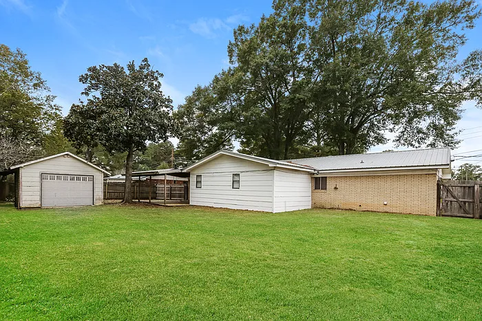 226 Greer Dr — Photo 12