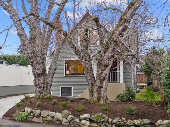 4664 1st Avenue NE, Seattle, WA 98105