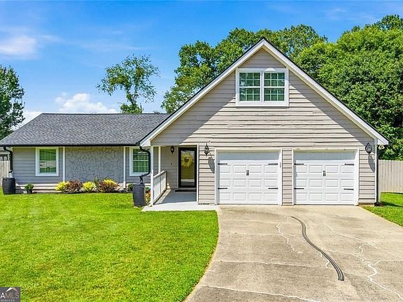 5th image of 229 Deerfield Dr