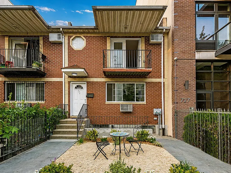 723 Prospect Pl #1 — Photo 6