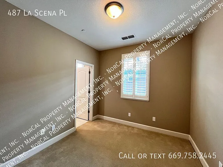 487 La Scena Pl — Photo 21