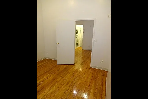 Rented by Authentic Realty | media 9