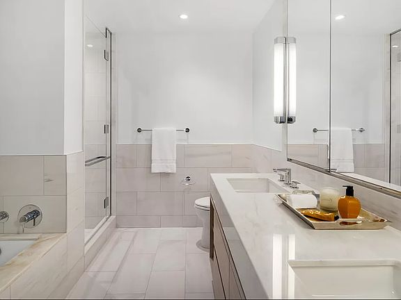 4th image of 645 59th St #1201