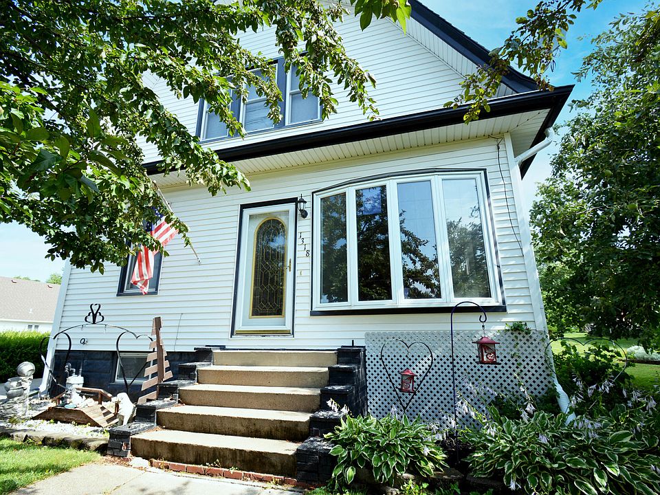 1st image of 1318 Durant St