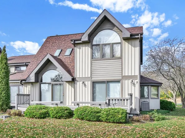 W8129 Manchester LANE #22, Lake Mills, WI 53551