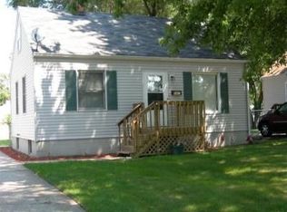 2427 81st St, Highland, IN 46322