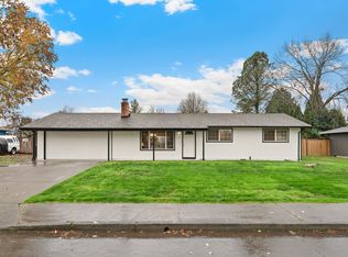 1948 NE Sunrise Ln, Hillsboro, OR