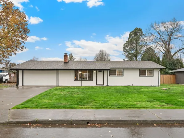 1948 NE Sunrise Ln, Hillsboro, OR 97124