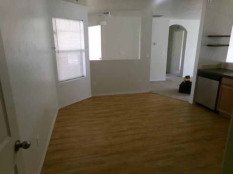 9715 Stonewood Dr — Photo 23
