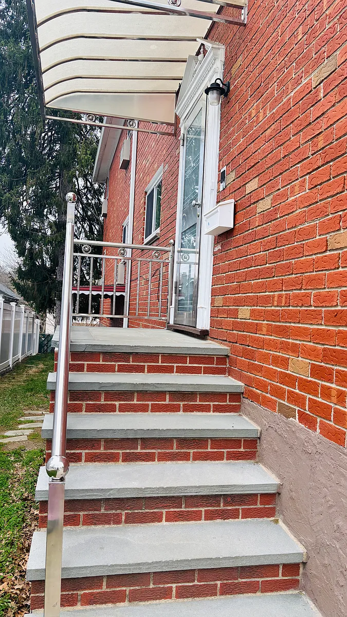 Building Photo - 41-30 249th St #2
